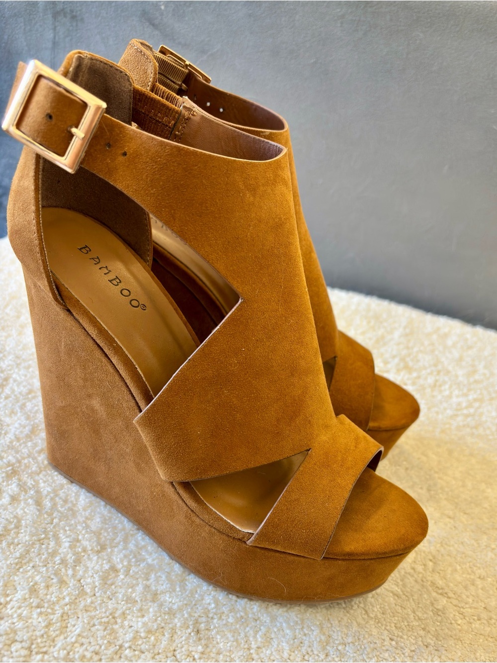 BAMBOO Cognac Suede Peep-Toe Wedge Sandals with gold Buckle comfy high platforms